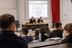 Proactive Διάλεξη με θέμα : «Ο ρόλος του Συμβούλου Επιχειρήσεων σε περιόδους οικονομικής αβεβαιότητας και αναταράξεων. Δεξιότητες, Γνώσεις και Ικανότητες για επαγγελματική σταδιοδρομία στον τομέα των συμβουλευτικών υπηρεσιών»